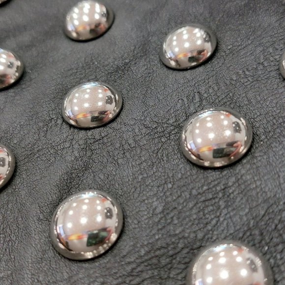 💥KILLER DESING💥UNIF Jagger Studded Leather Short in Black - Picture 11 of 13